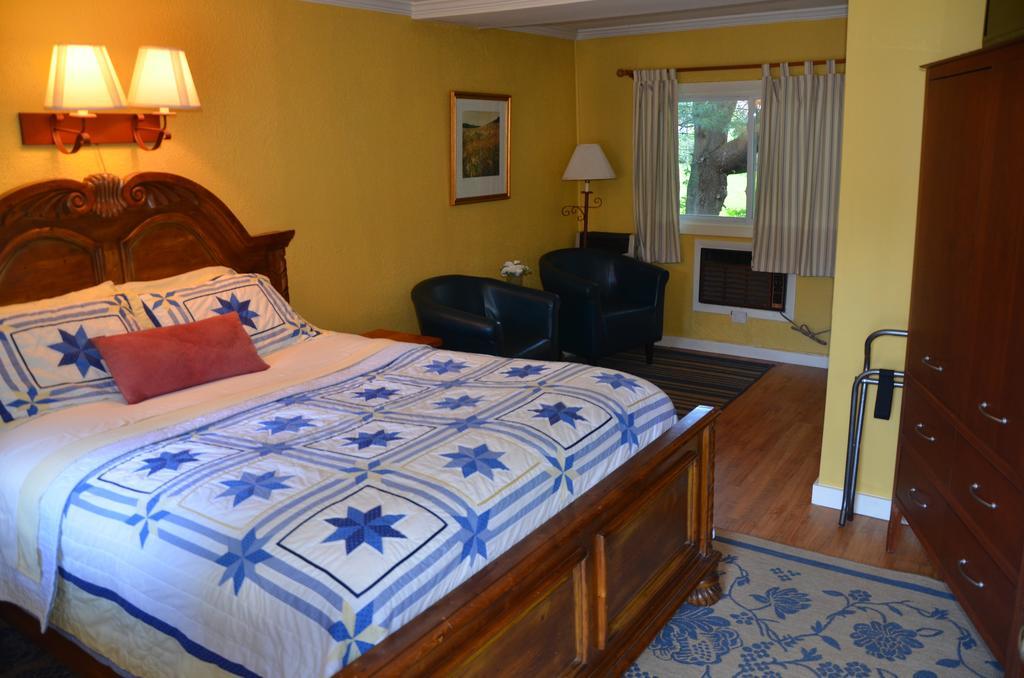 Cornwall Inn Rum bild