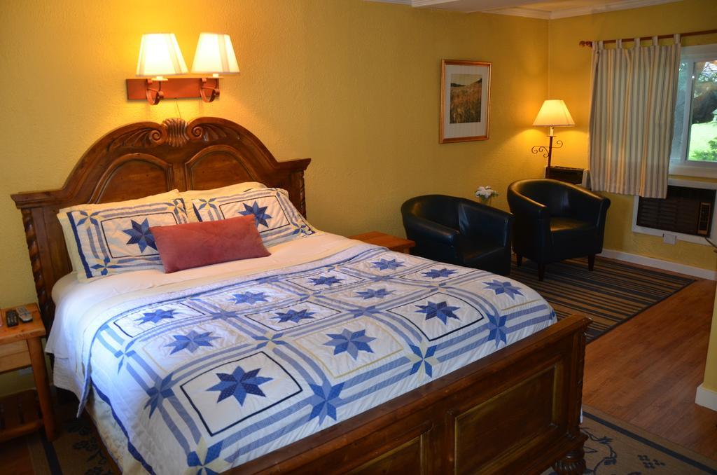 Cornwall Inn Rum bild
